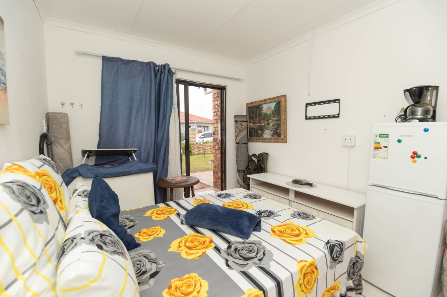 4 Bedroom Property for Sale in Humewood Extension Eastern Cape